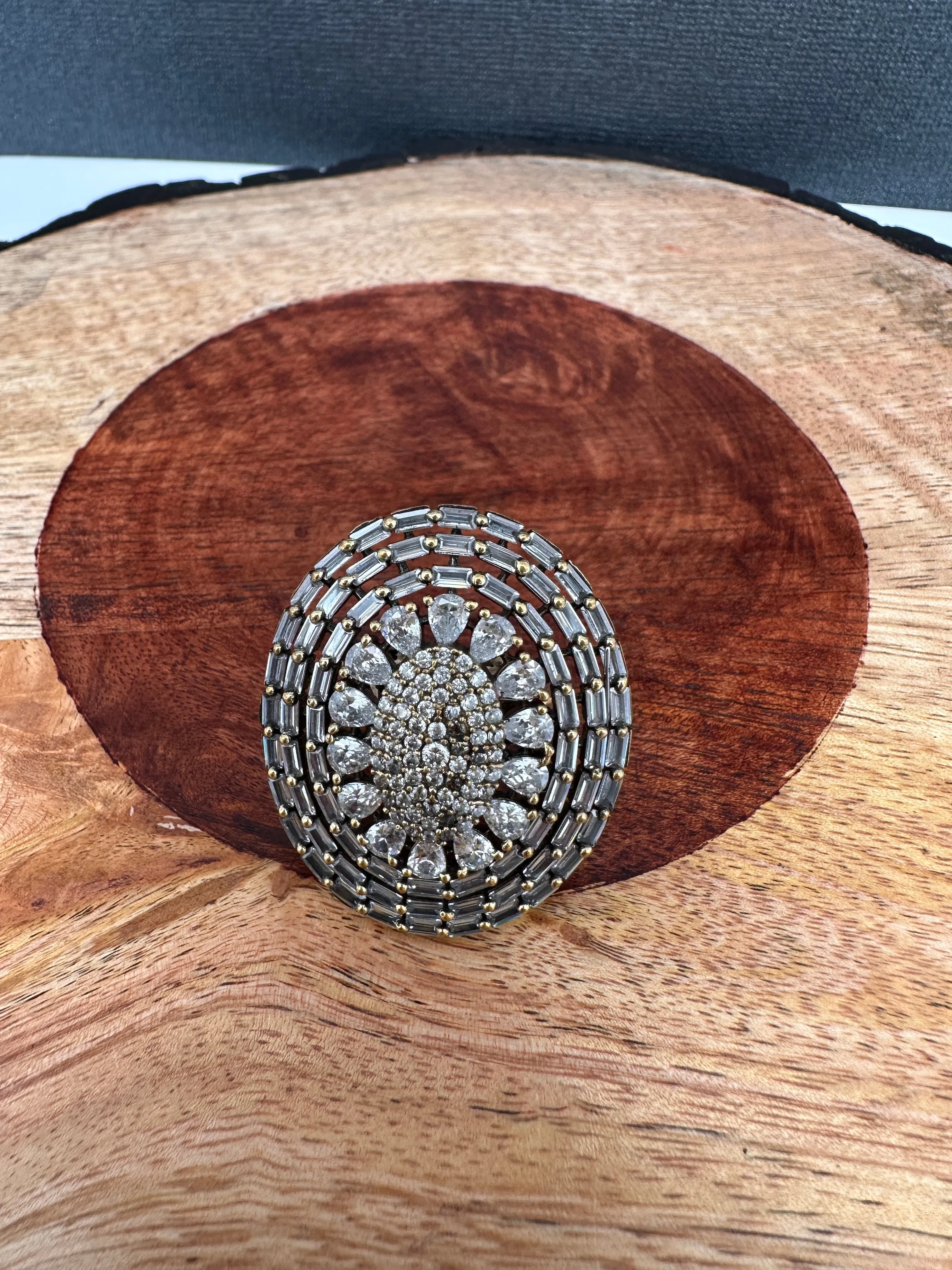 AD Clear Stone Victorian Adjustable Cocktail lRing