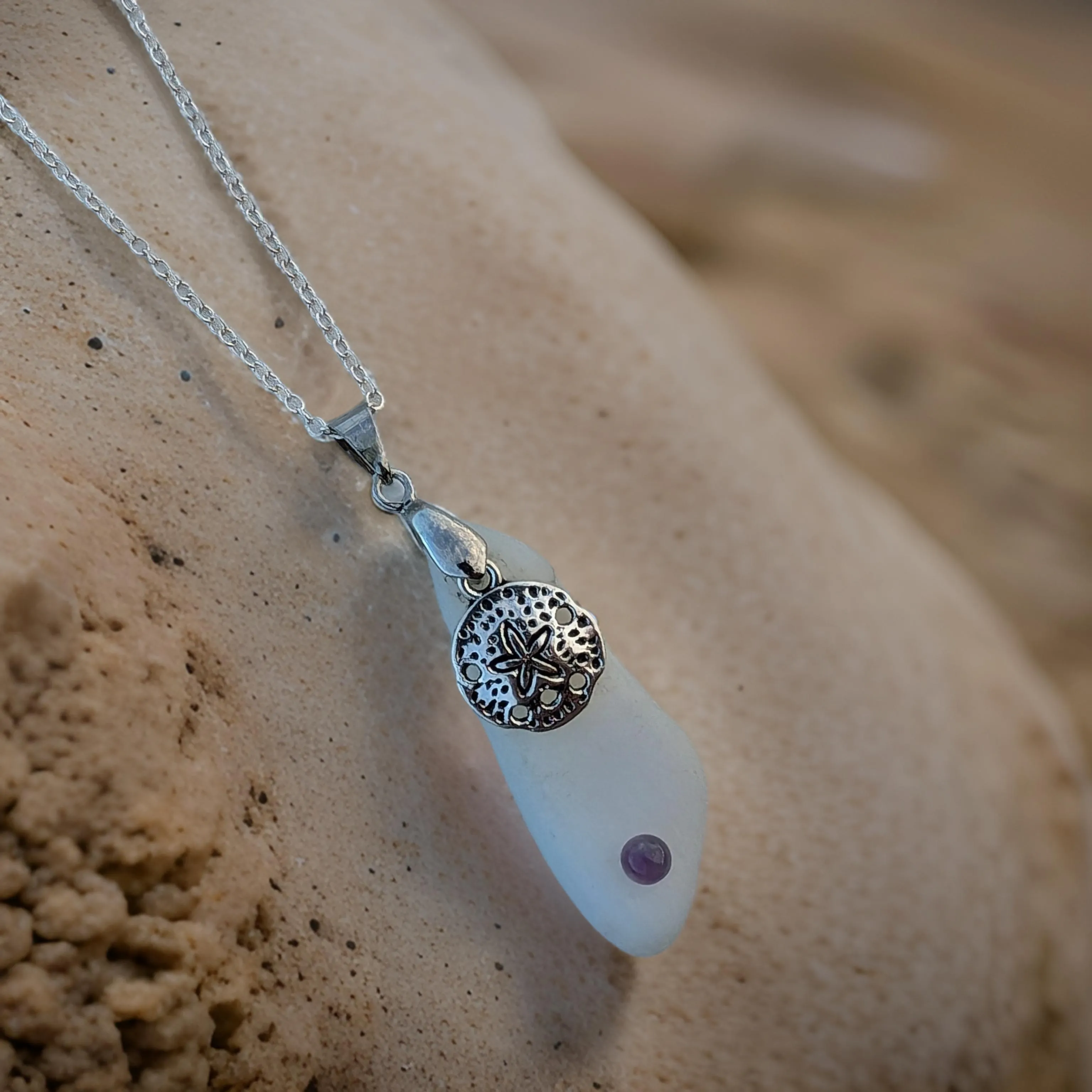 Sea glass - Sand dollar - necklace