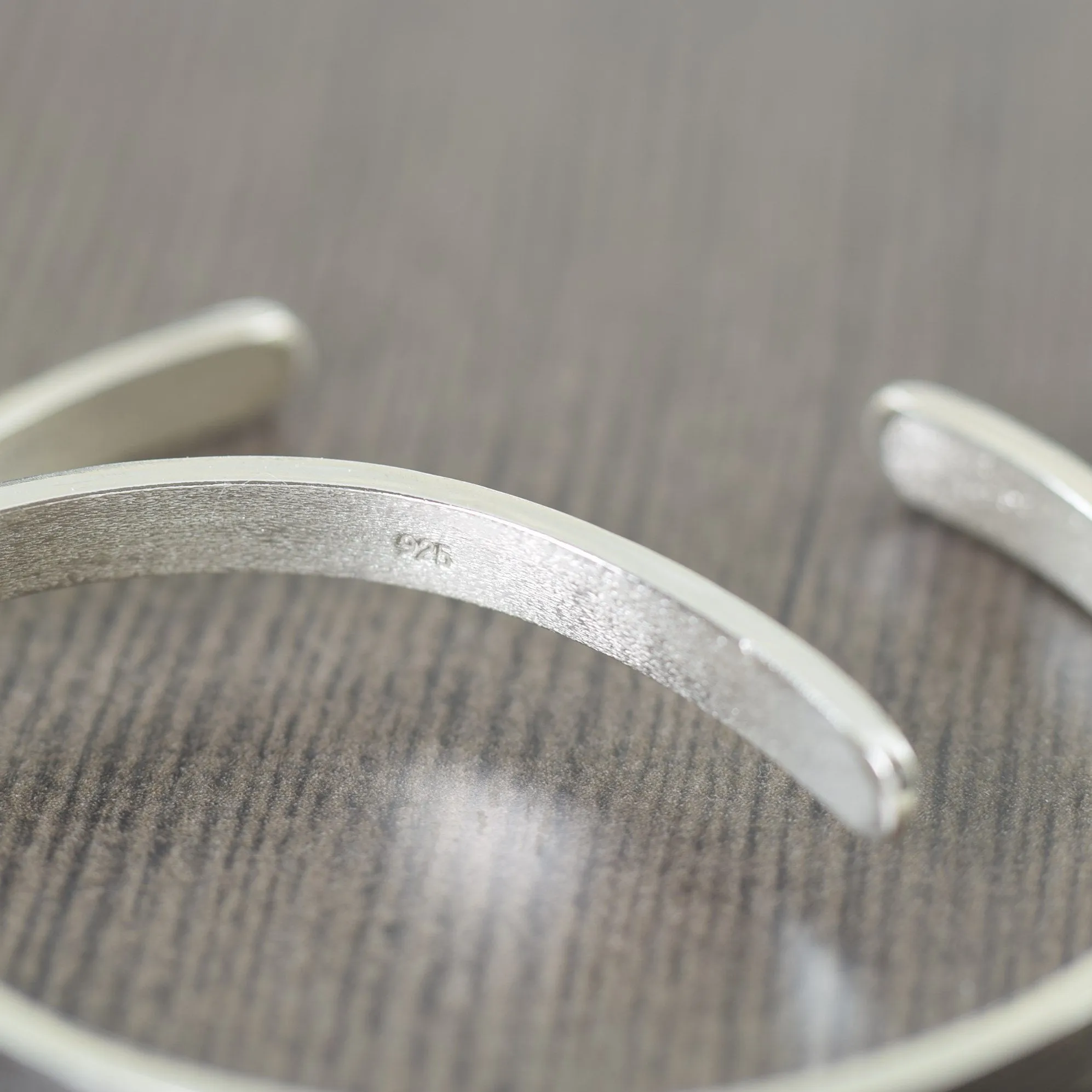 Silver cuff bracelet with wood grain texture, Unisex jewelry