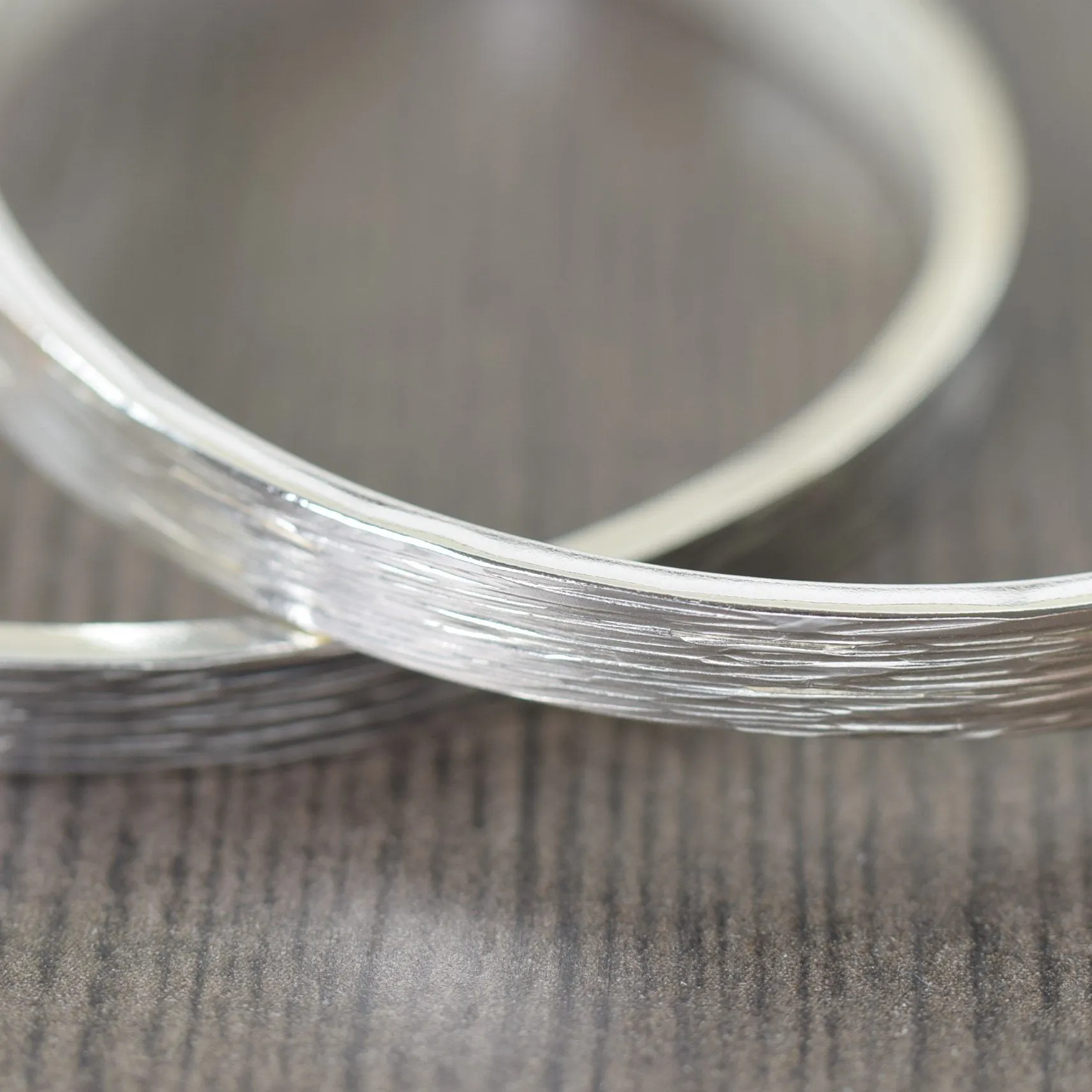 Silver cuff bracelet with wood grain texture, Unisex jewelry